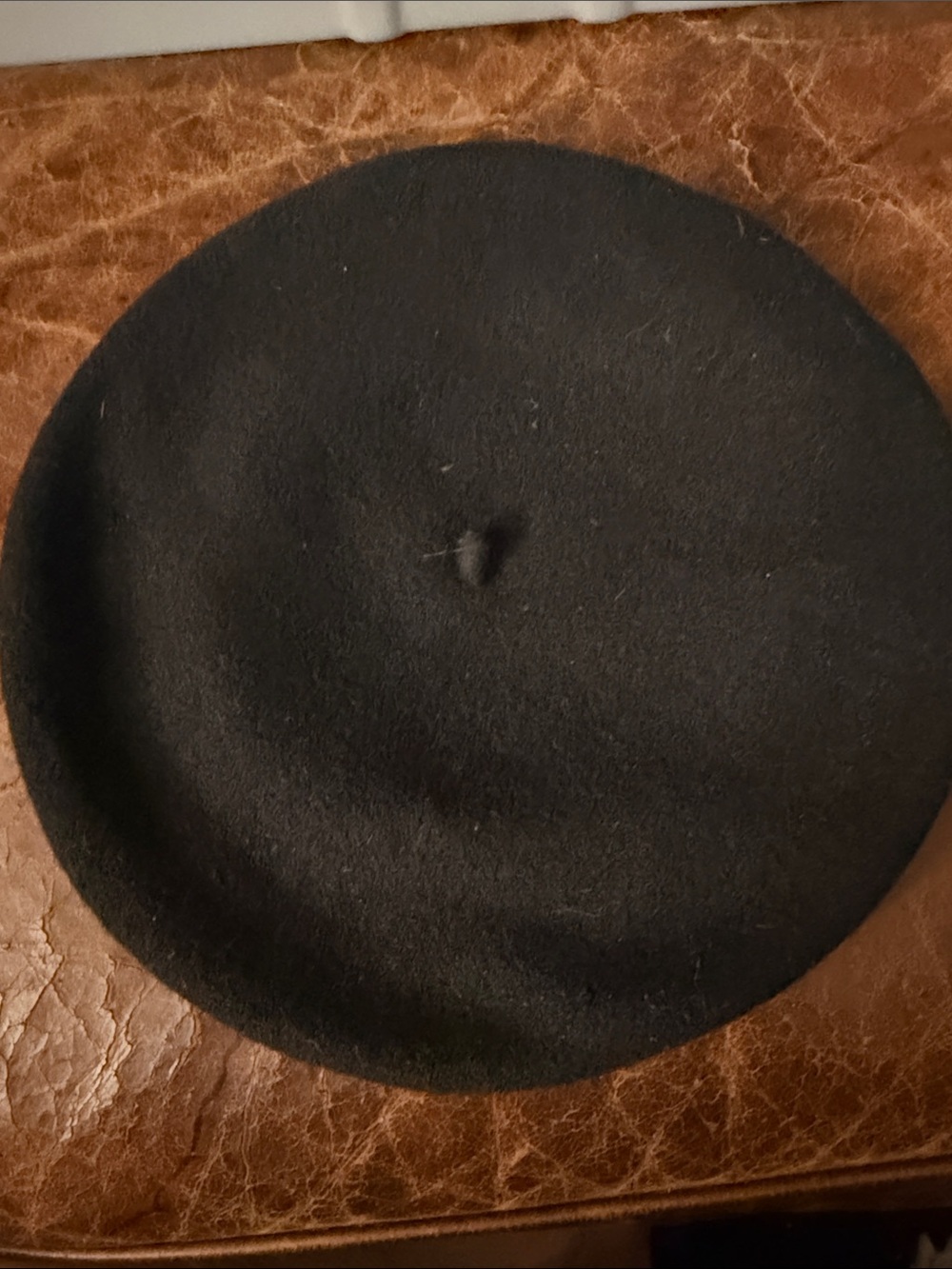 Vintage Beret Basque De Luxe Black Wool Beret Hat Gold Crest RN 58584 11”
